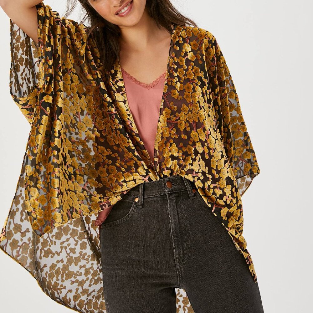 HTF Anthropologie Olivia Velvet Shine Kimono